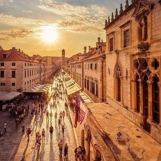 Beautiful sunset in #Dubrovnik, #Croatia 
For more about #Dalmatia visit:
dalmatiariviera.com