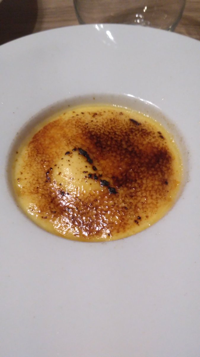 NovadorsGastro's tweet photo. @rbarlam salut, amic!! @jordimarin @juanfratic @jordi_a per ací ja estem acabant , acabem el patiment amb els postres https://t.co/UN8duKQNUL