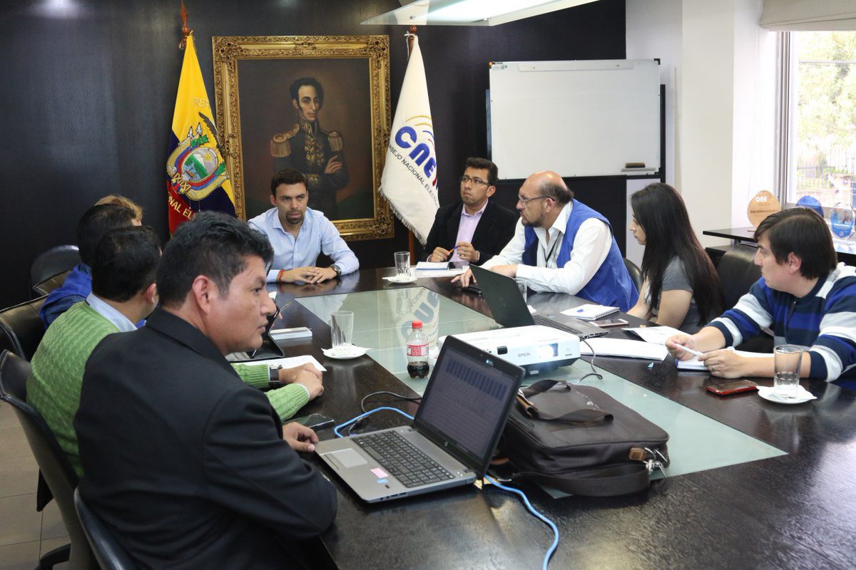Nos encontramos en reunión de avances sobre los procedimientos para conteo rápido en #Elecciones2017EC