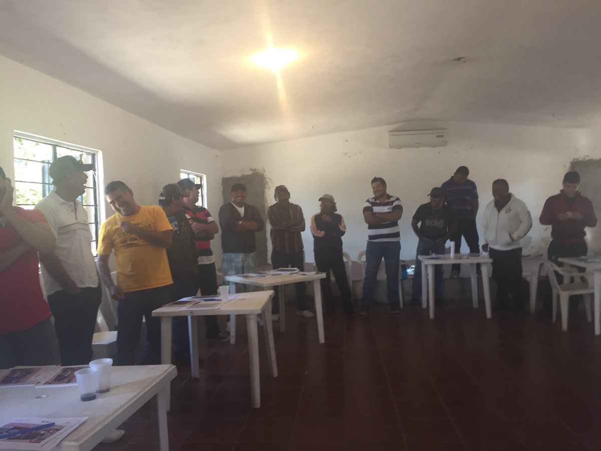 AGME085's tweet photo. Inició taller #PROPESCA, El colorado Sinaloa  @propesca_inca @LeticiaInca @Conapesca @sicsic_mar  @QuirinoOC https://t.co/CqLumevgdC