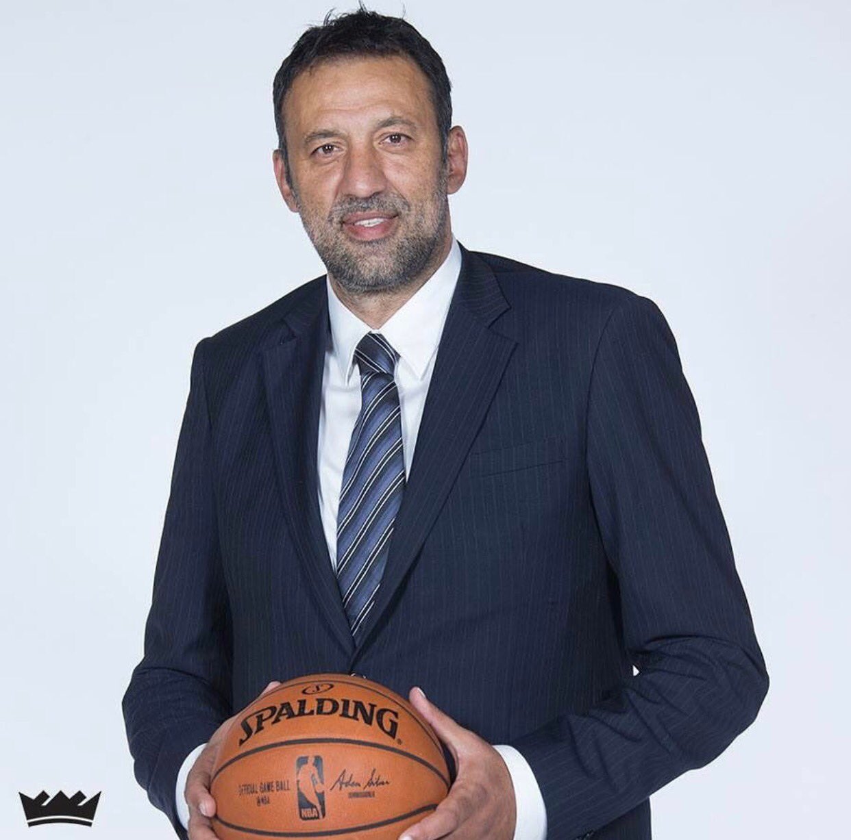 REmessage to wish Vlade Divac a happy birthday! 