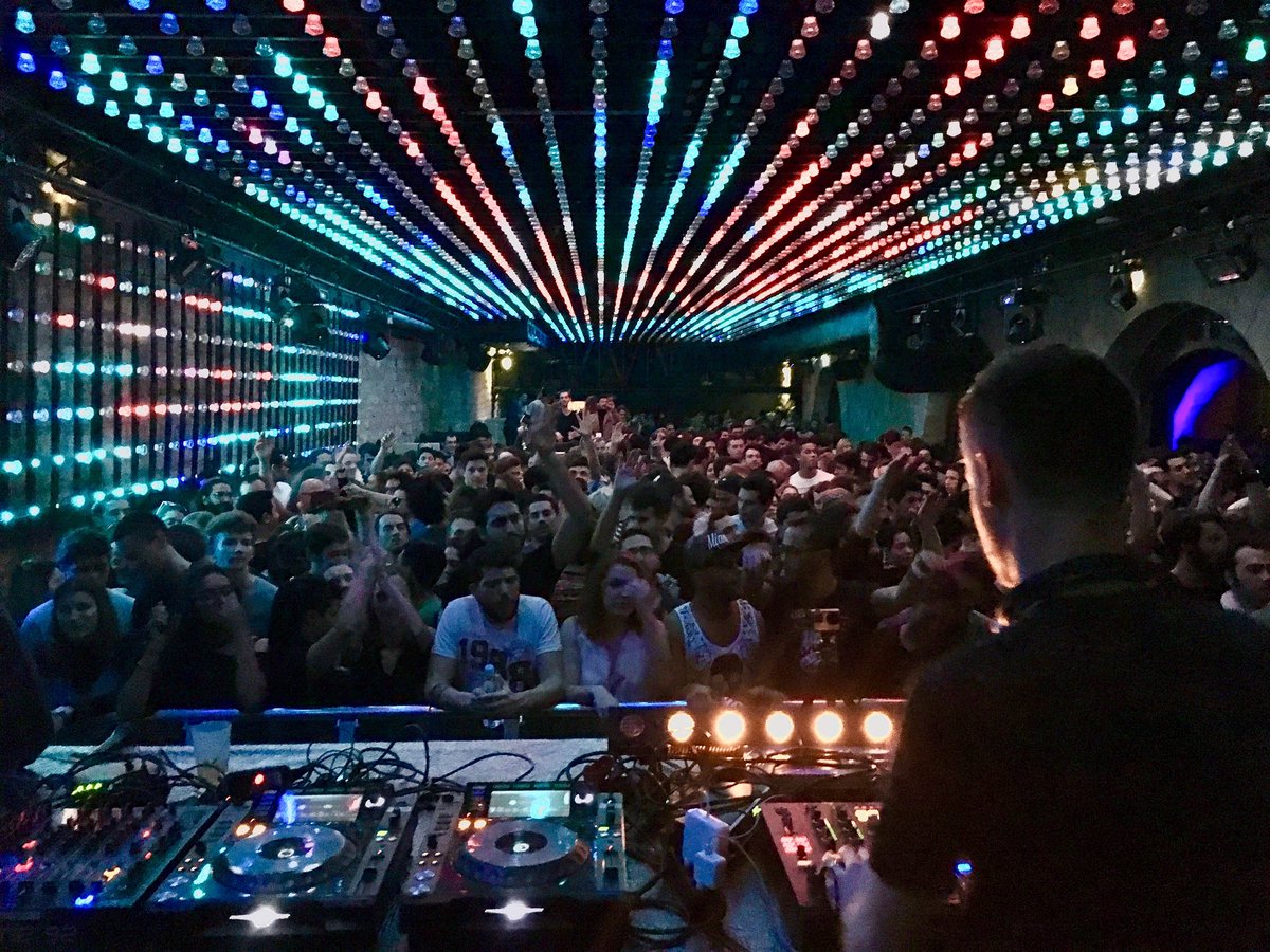 atrochut's tweet image. Thanks you @jorisvoorn for your set at @Faust_paris tonight ! It was just about pure house music, good vibes &amp;amp; techy beats. Perfect 👌🏻