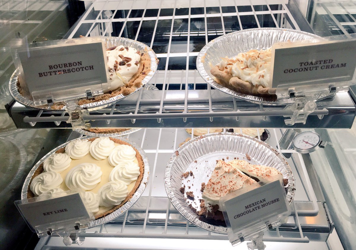 hapabella's tweet photo. Sooo many yummy choices! What would you pick for #dessert @AlaModePies? #pietime #phinneywood https://t.co/e1FcRxgO6V