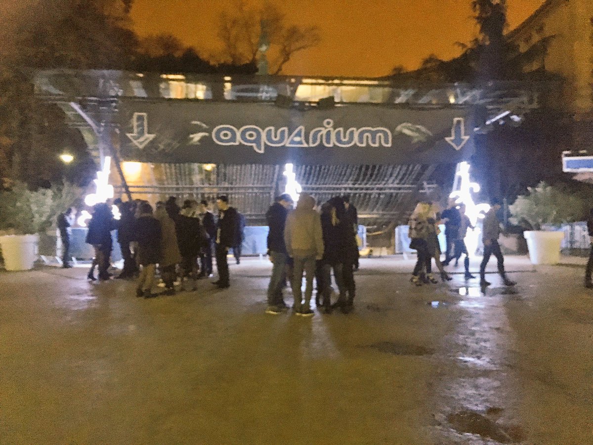 gllmlaurent's tweet photo. On sort de l'@AquariumdeParis avec les étudiants du @GroupeEfrei ! Une superbe soirée ! 🎉
#Gala #GroupeEfrei #Efrei #Esigetel #Efreitech https://t.co/RW6xqUj5Kr