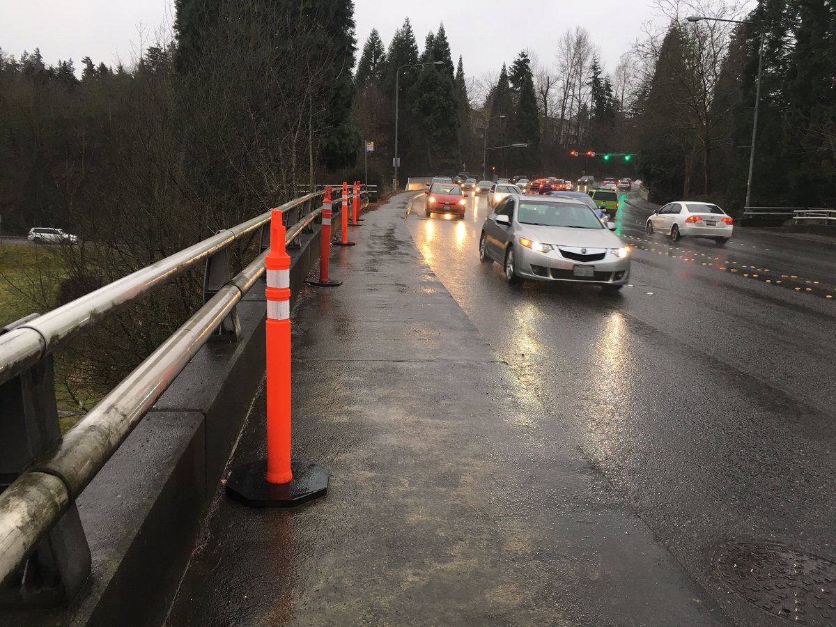 hackeryhack's tweet image. Hey, @CityOfRedmond, I walk on Redmond Way bridge every day and it's super dangerous because of these cones. They must be removed.