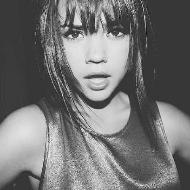 Milarpgpll's tweet photo. The life according to Mila Dilaurentis ⬇️⬇️ https://t.co/VtHrv77udt