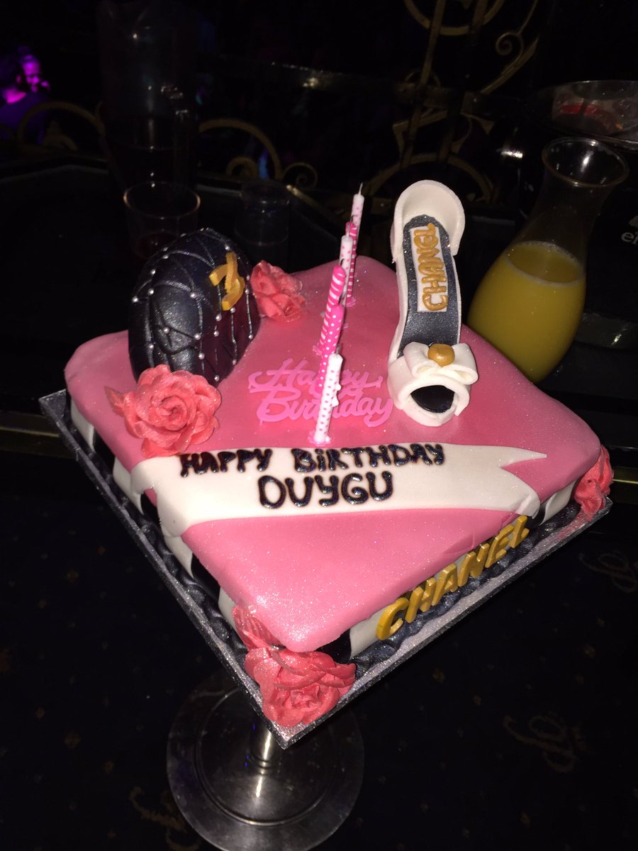 one_parties's tweet photo. Celebrate your birthdays with us! #VIPBirthdays https://t.co/SmALlnRGgF