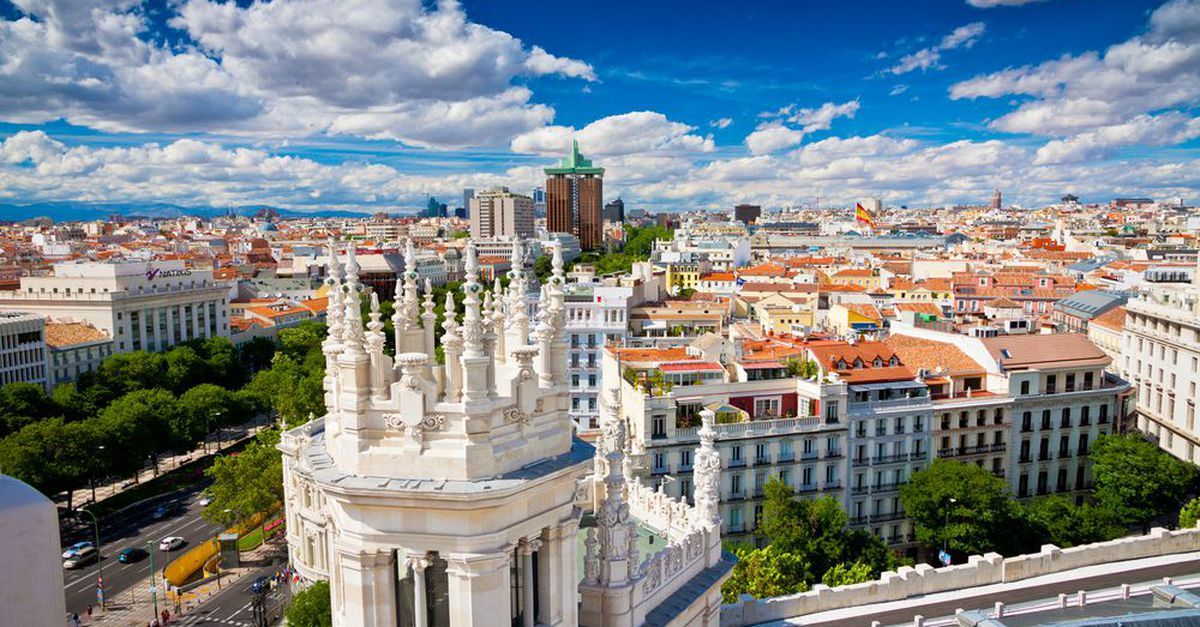 grabrinc's tweet photo. Hot airfare alert! #Madrid for $306 r/t from #NewYork, #Boston, #Miami https://t.co/1Ca5Yz3LGX #airfarealert #jetsetgo #travel https://t.co/6hNHf0xwar