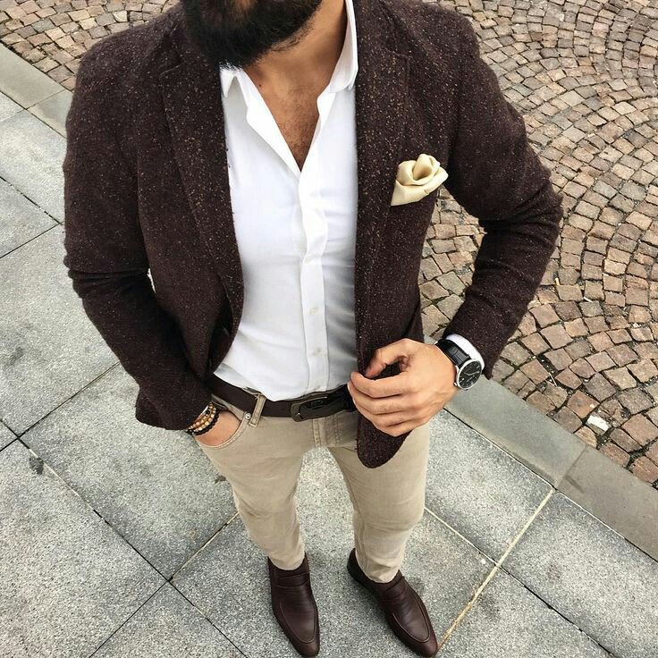 Because it never hurts to put your best foot forward!

#style #fashion #menswear #Mensfashion #mensstyle #Gentleman