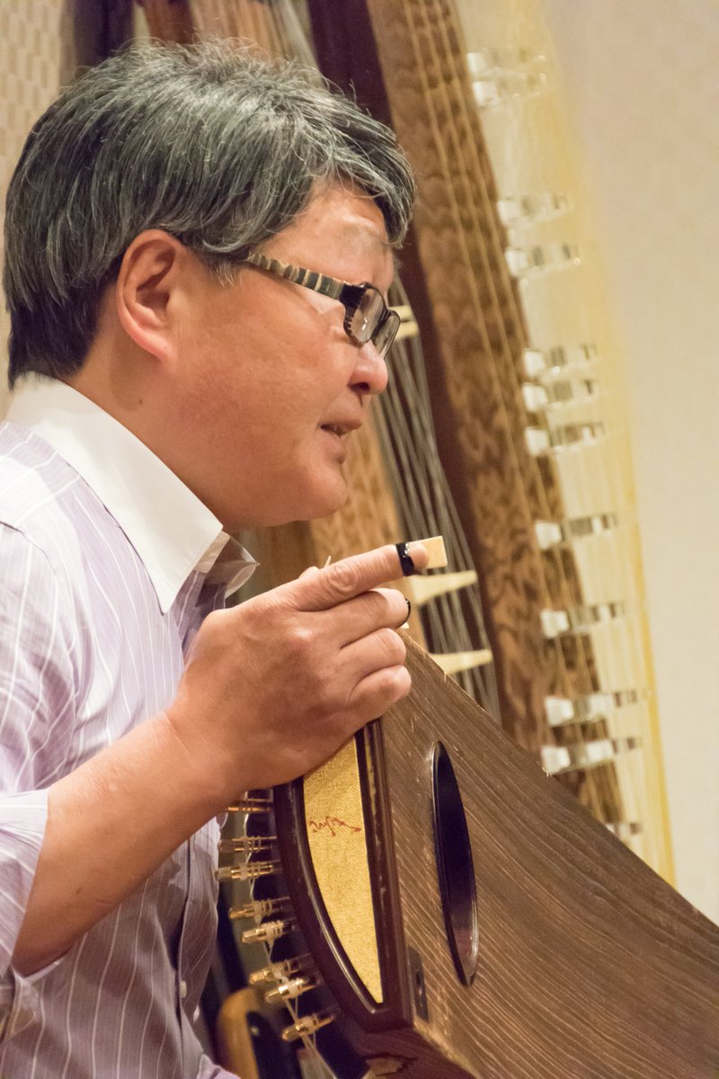 箏三絃なかにし 来週7日火曜日18時30分より吉崎克彦 263th Live Concert が御座います 松本雅夫師の 葦の唄 や 樹の園 など名曲の演奏も御座います 是非ご来場ください 邦楽コンサート 邦楽さろん 吉崎克彦 T Co Nsb9btaoag T Co