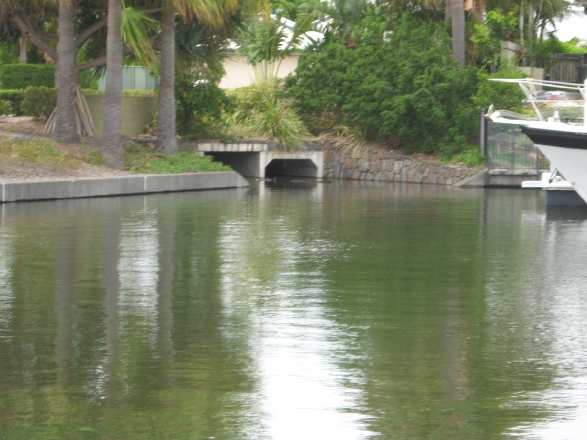 Eisman2's tweet image. Look #MBRC #unitywater another Q100 event without rain! How can that be? What happens in a real &quot;rain event?&quot;