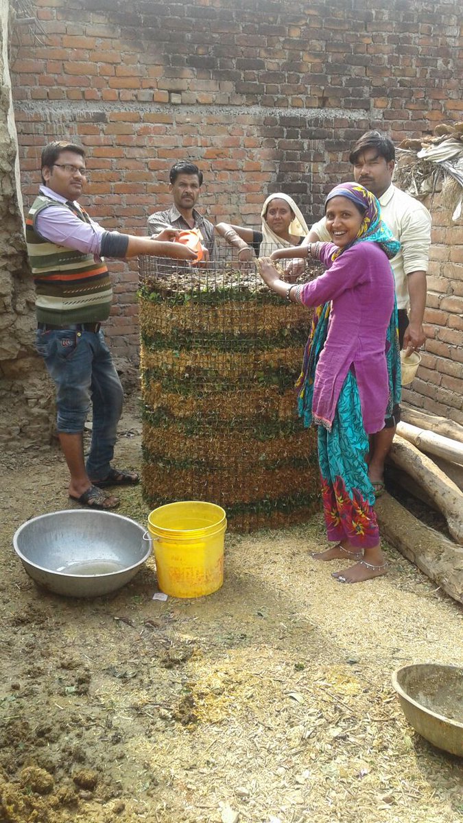 RGMVP's tweet photo. How do #SHGs bring happiness and well being in to the lives of poor? @RGMVP #RGCTIndia #NABARD #SIDBI #BMGF #PSIG #WomenOfUPRising https://t.co/PJX8VNYPFV