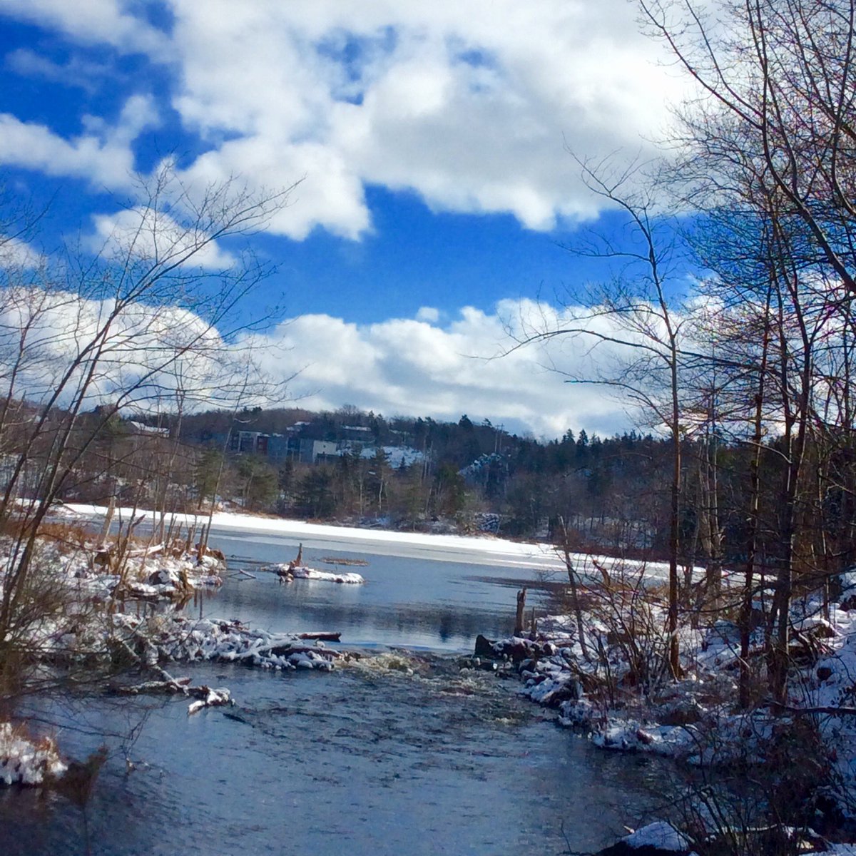 AlmaCanada's tweet photo. Nice drive to Kearney lake https://t.co/2jICZQzodS