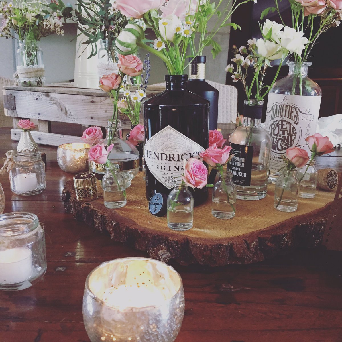 Bluebells & Daisies tweet media