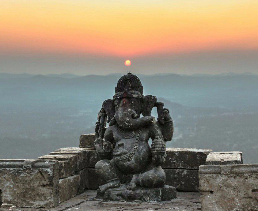 drramansingh's tweet photo. Fills my heart with immense reverence &amp; satisfaction to see 1000-year-old Lord Ganesha idol restored in shortest possible time on Dholkal. https://t.co/a10t2glSZQ
