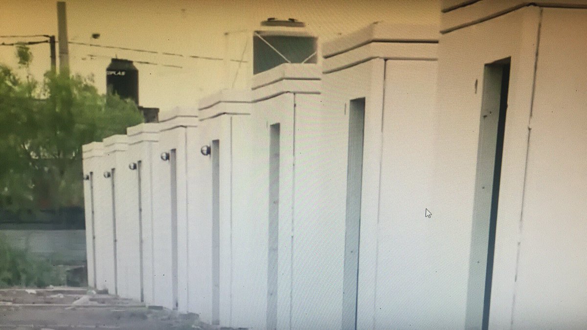 AndresRSF's tweet image. #teDigoDeUnaQue no es un #MilagroDeJesus entran las 8 "casas" en una foto #MacriLoHizo #ElMejorEquipoDeLosUltimos50Años