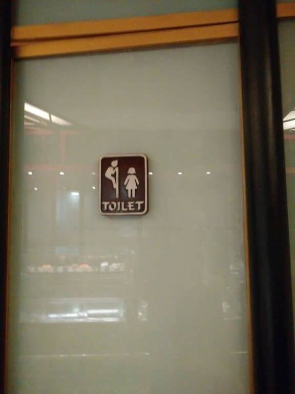 KLightenUp's tweet photo. #TheresNoWayInHell I'm using this restroom!😂 https://t.co/4wK4uzJiMd