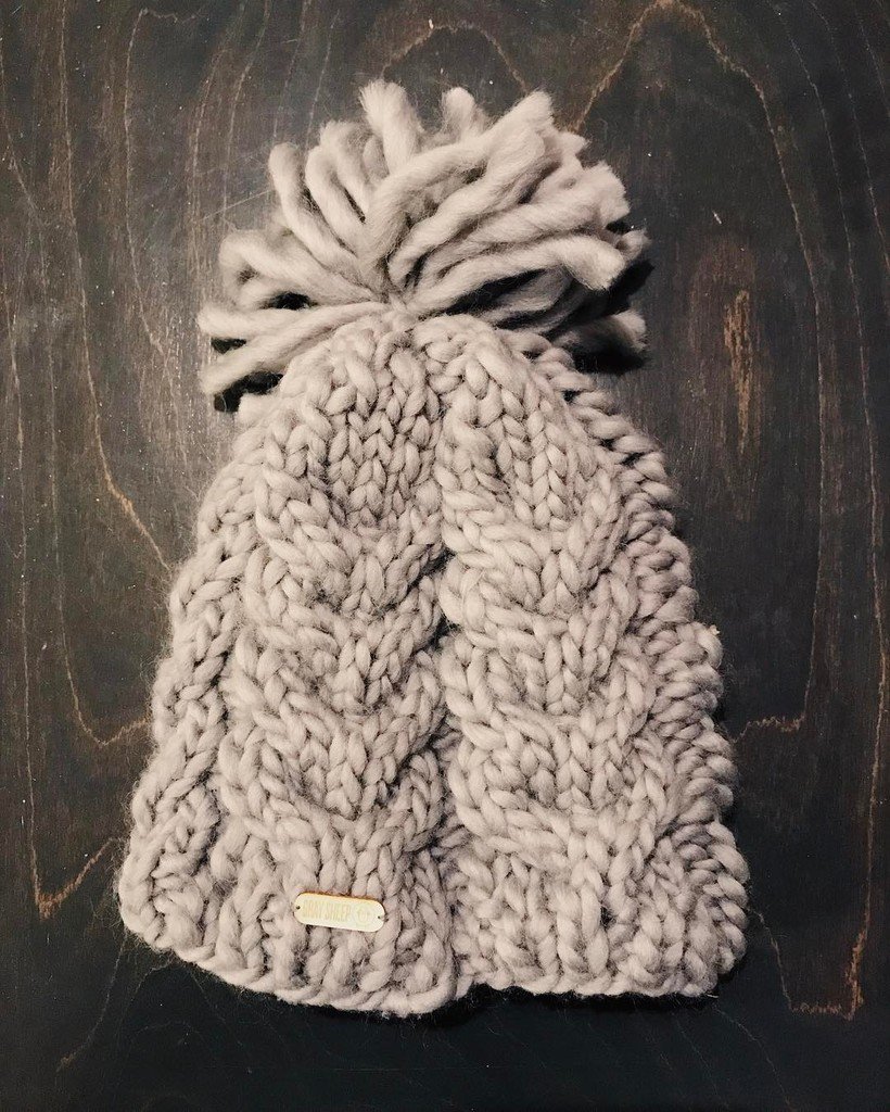 katygray's tweet photo. a new favorite!! fun and fast super bulky wool cables. 🐑❤#tuffpuff #knitpicks #superbulky … https://t.co/0iqrAg5JRO https://t.co/uKM3Y5pSVF