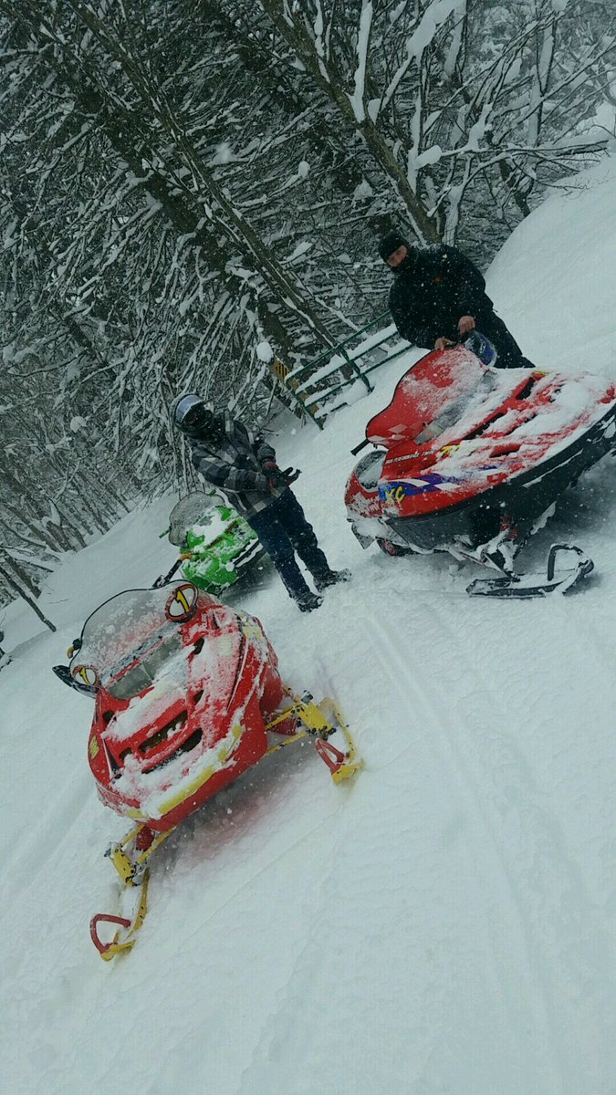 JoshKilts's tweet photo. Put 110 miles on the ol girl today! Great day to ride. Flat Rock was gorgeous. #polaris #tughill https://t.co/OJX3ARUeIt