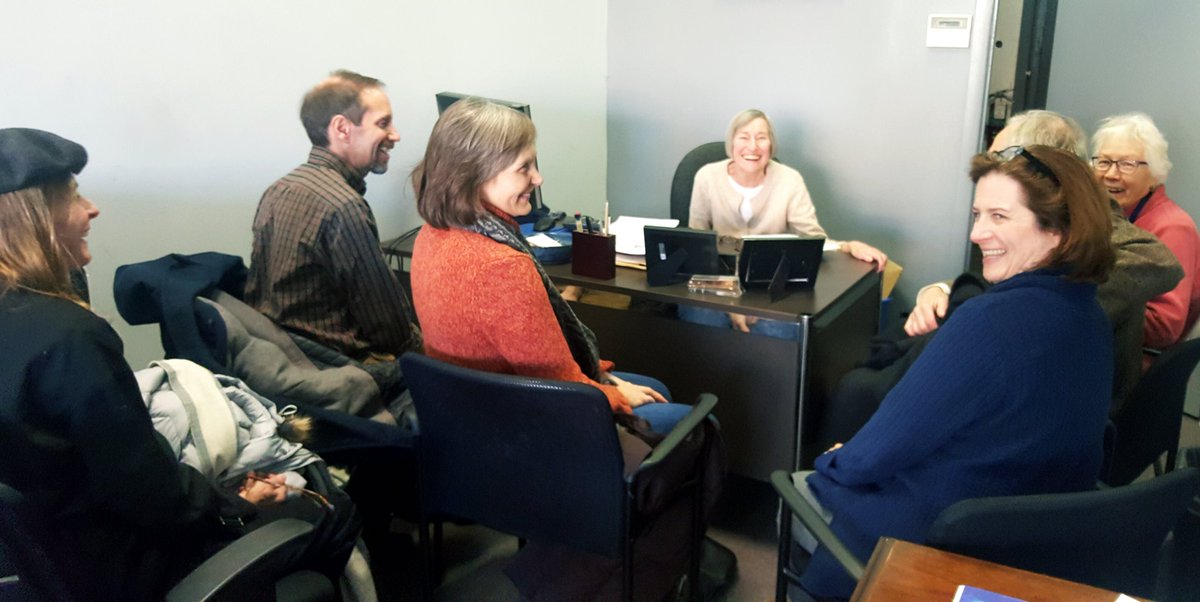 Thanks to State Rep Barbara Flynn Currie for meeting with neighbors to discuss the Democrats and our democracy <a href="/repcurrie/">Barbara Flynn Currie</a> #Chicago #HydePark