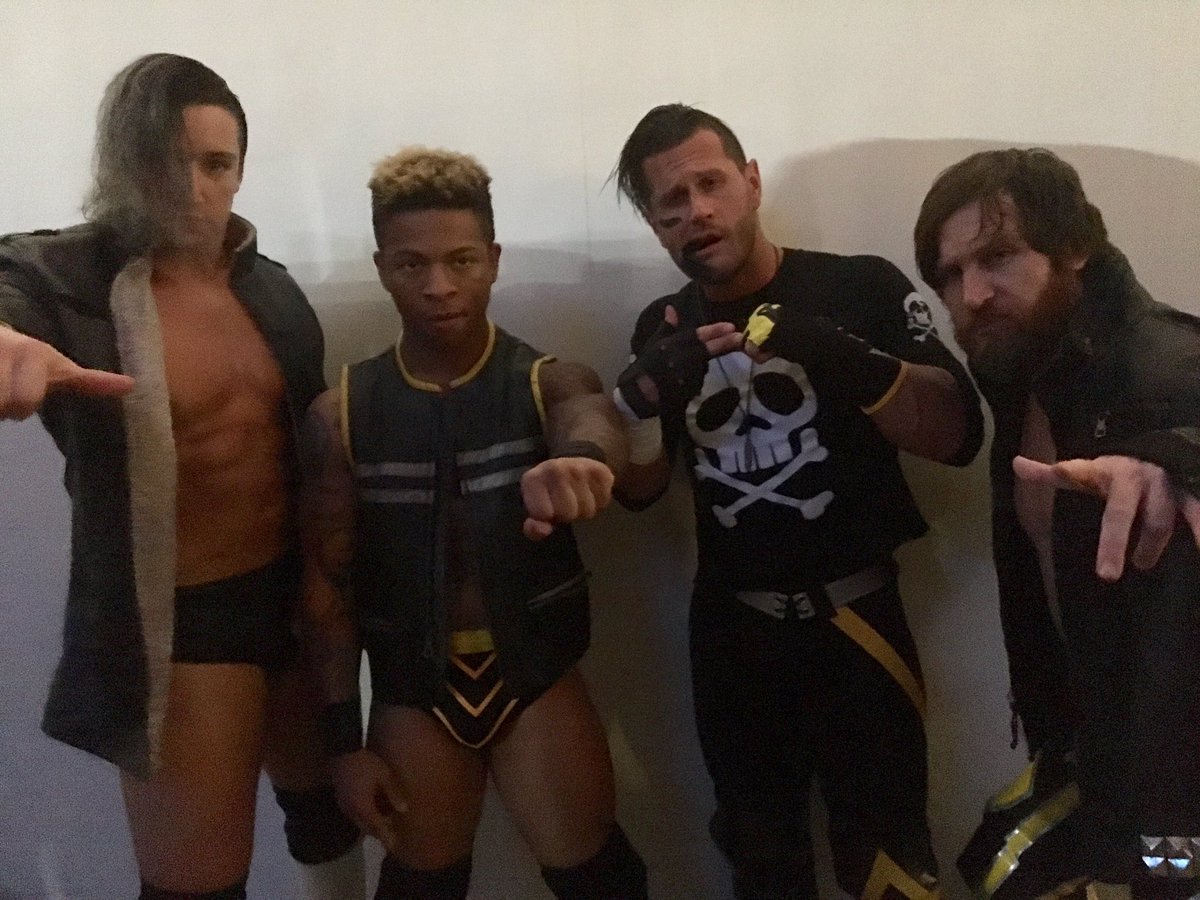 ringofhonor's tweet photo. Main Event Time!!! https://t.co/hzYy9dMw6r