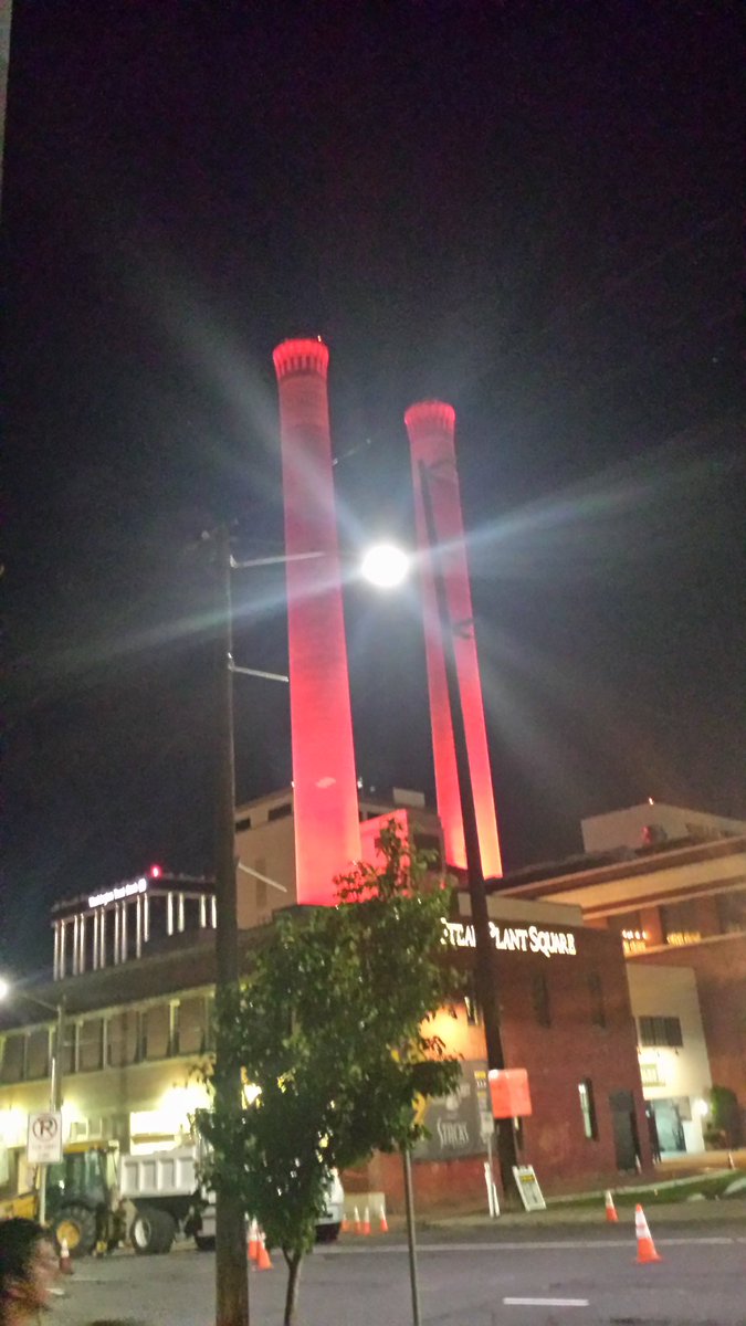 AlanCookPBA's tweet image. Drinking a beer