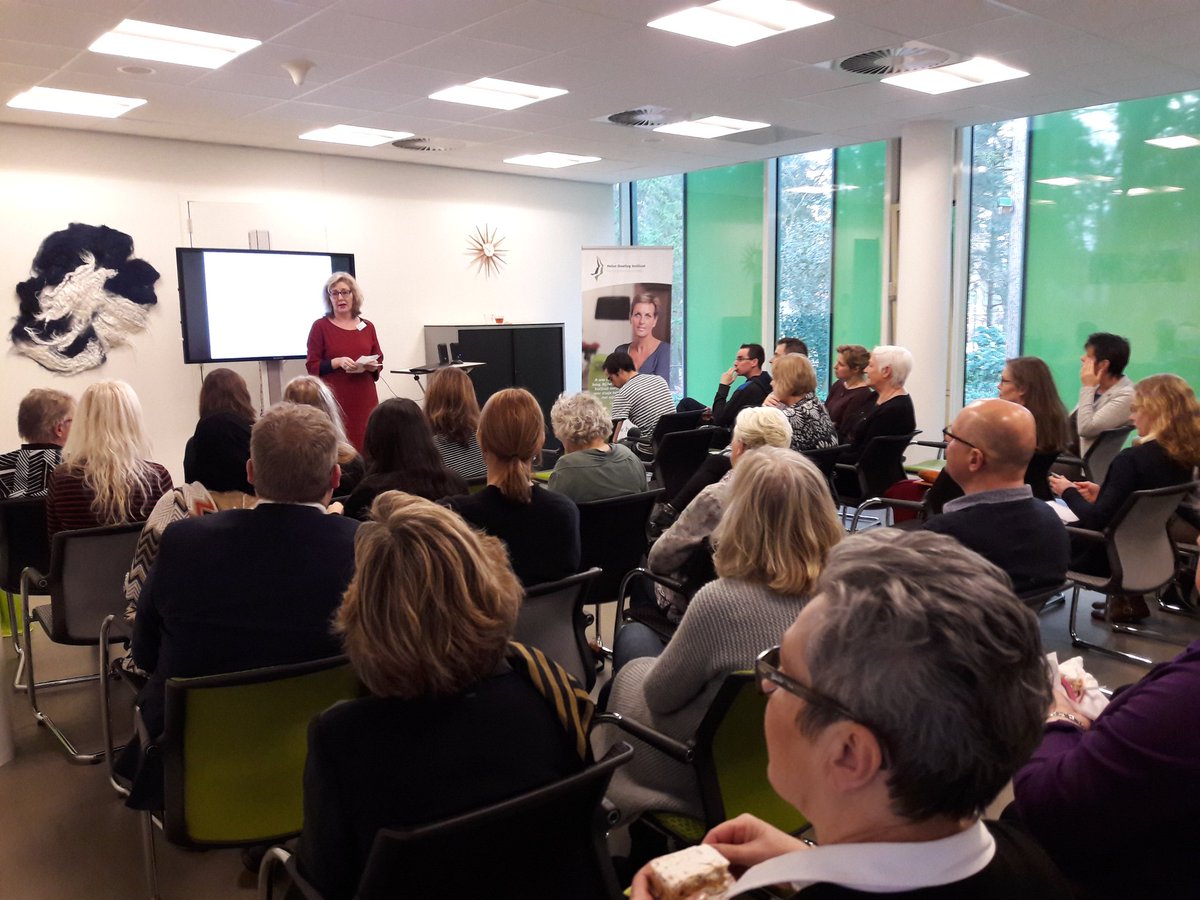 Een volle zaal bij onze themabijeenkomst Kanker en Gezin #wkd2017 @WKD_2017