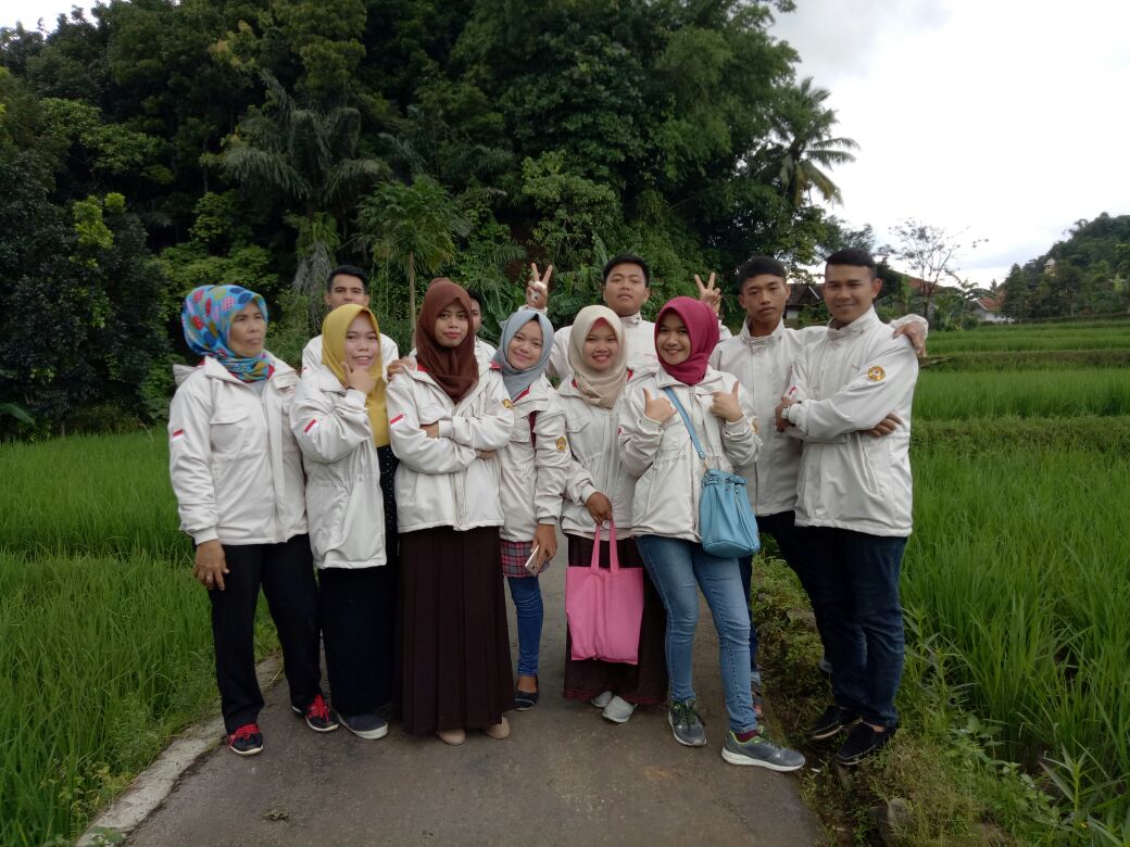 KKNPasireungitPaseh tweet media