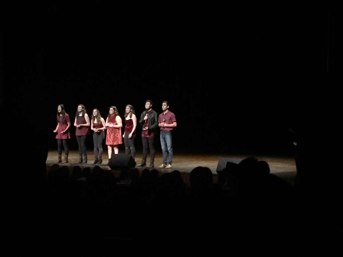 No mics? No problem. #LAAF2017