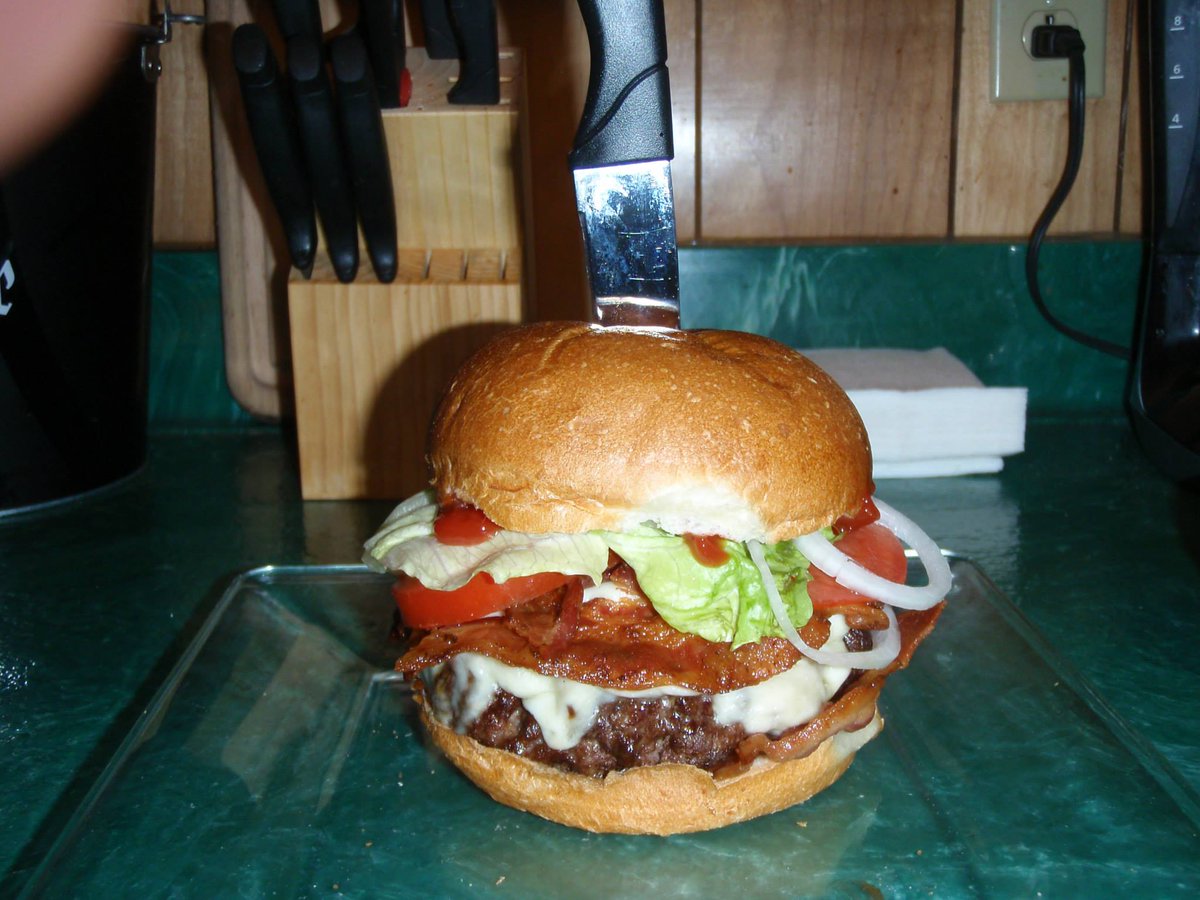 tatzgrrly's tweet image. #HalftimeHero