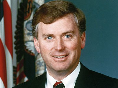 Happy 70th birthday to former VP Dan Quayle.  Hope he has a delicious birthday potatoe or something... 