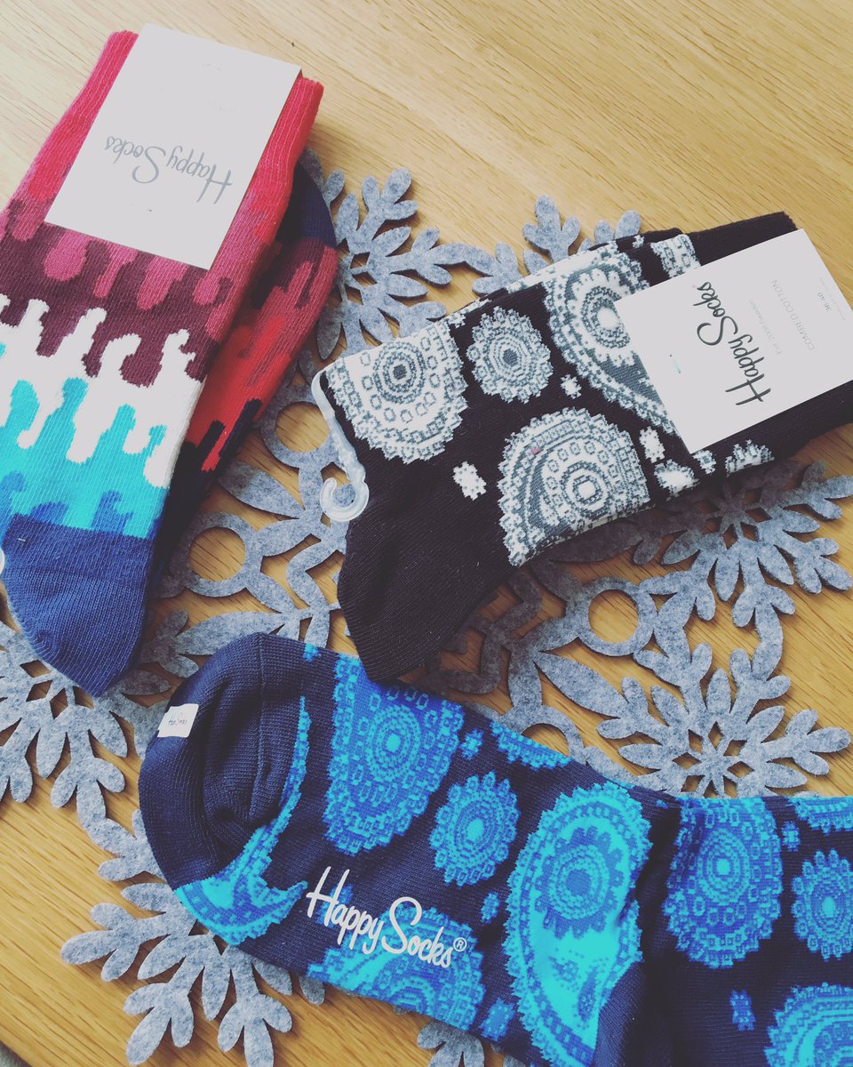 Blij met mijn #happysocks ->gekocht bij #Zeeman 🙌🏽🙌🏽🙌🏽