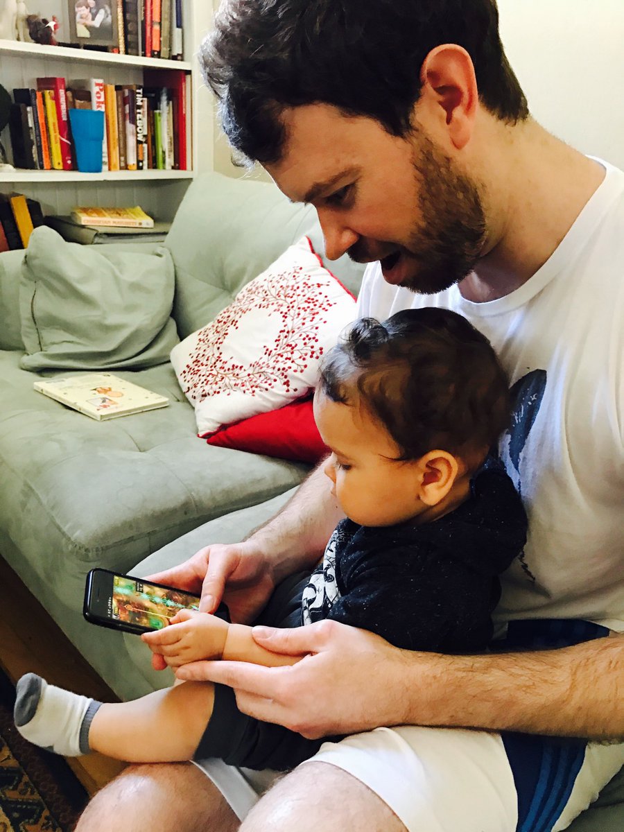 Lance_Brand's tweet photo. Teaching the baby to play #EverWing like a pro! #cantwaittilthereckoning @EverWingGame https://t.co/S8jMGWo4Sx