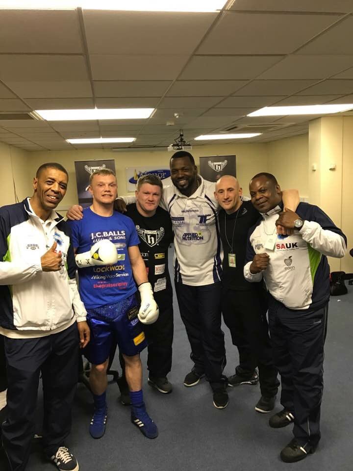paulharryfrost's tweet image. Team One Nation with boxing royalty @HitmanHatton in Stoke tonight before our boys title fight 👊🏻💥 @mrcliftonm @ryanfields1992 #boxing