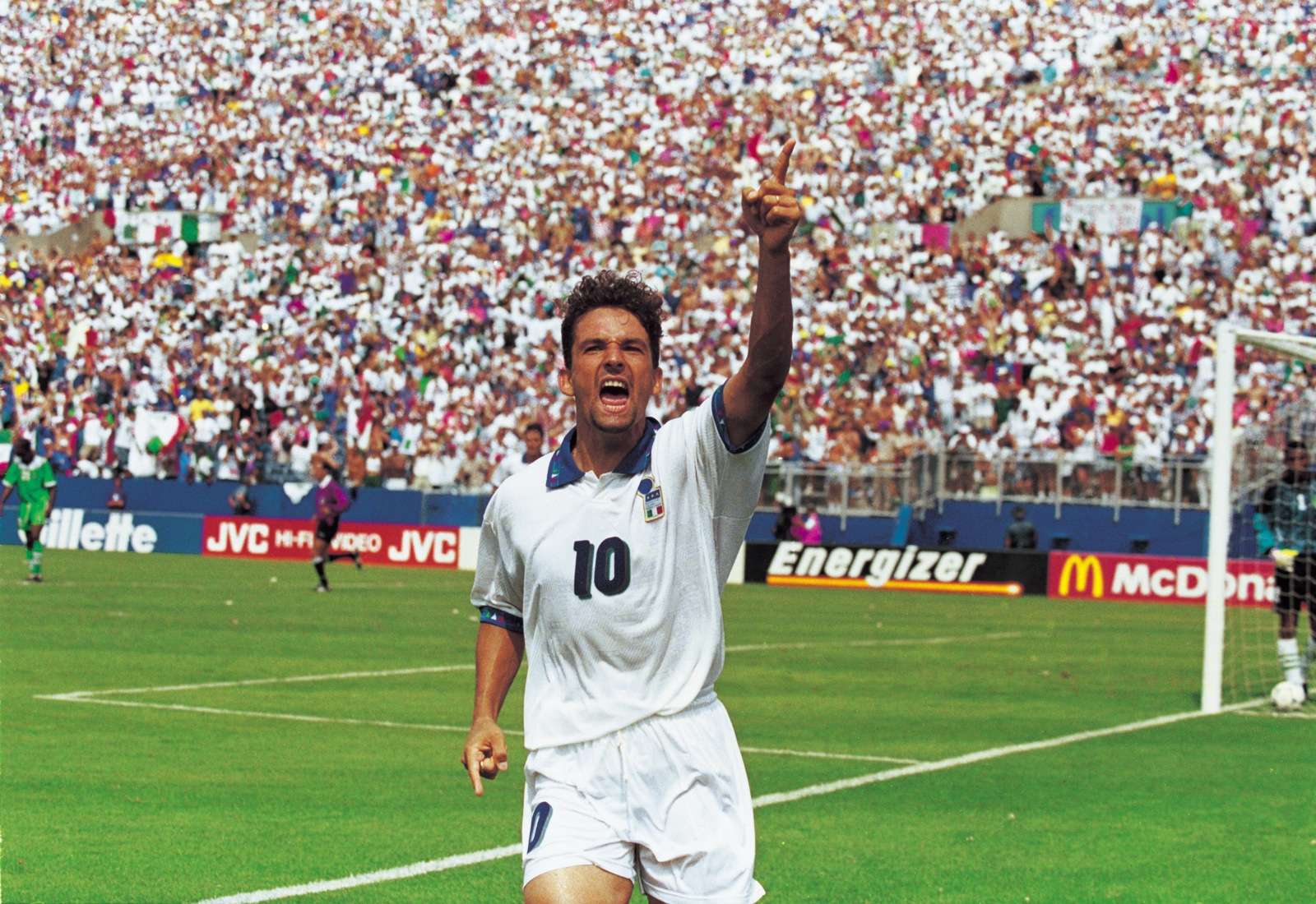 Italy\s best ever? Happy birthday BaggioOfficial   