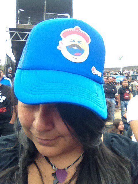 sandisela's tweet photo. #pepsi #cosquin buscando el par https://t.co/FkJ7lKIITT