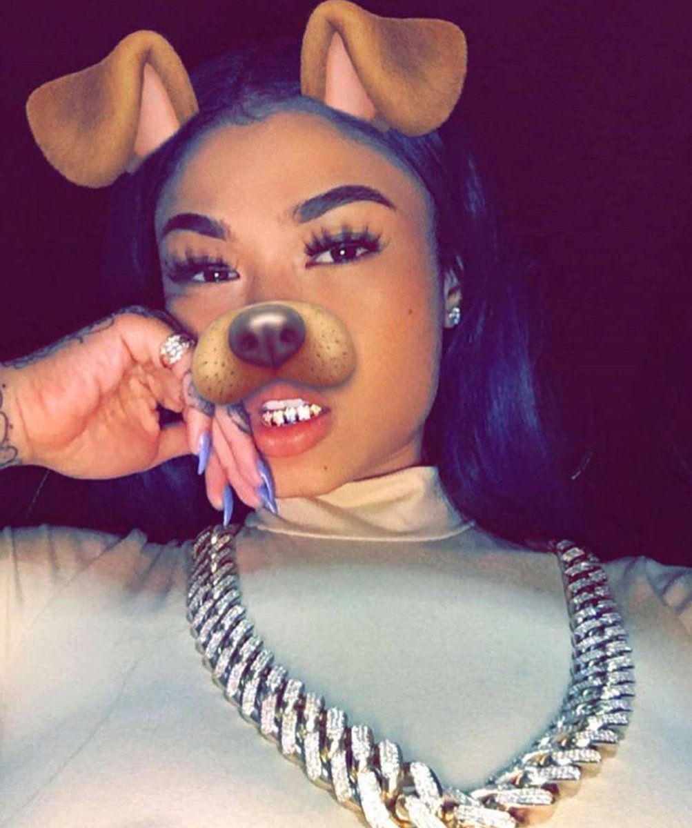 New fake 😜💍
Retweet for me 🍍