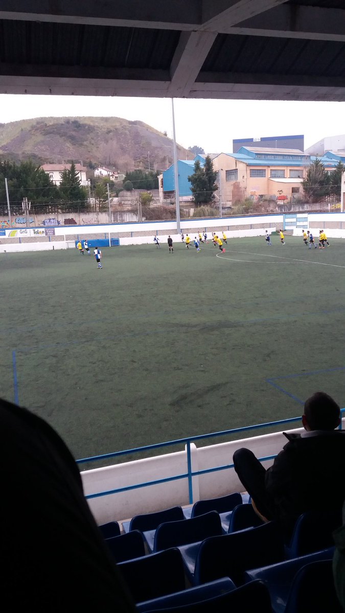 Partido para olvidar... Ortuella 2-4 Gazteluzarra. Ahora a ganar el domingo contra el Menes