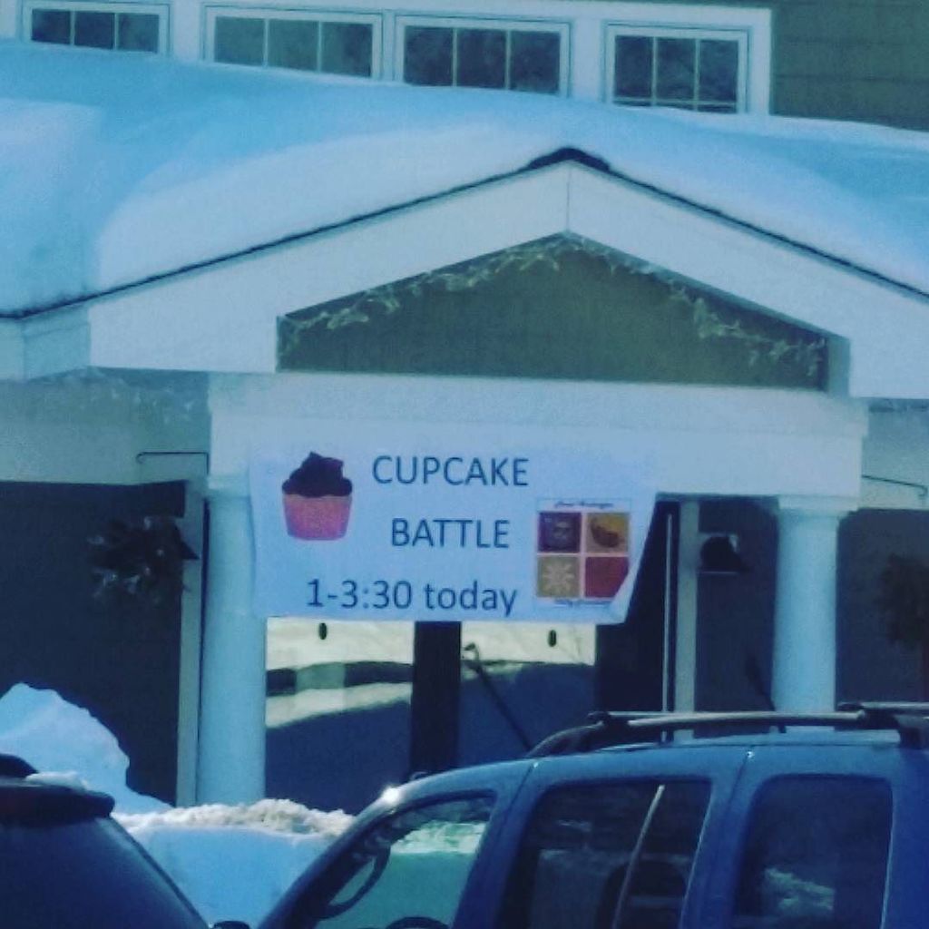 leaton01's tweet photo. I have no clue what this is, but I'm totally intrigued.  #cupcakes #cupcakebattle #cupcake… https://t.co/WShMyrA9By https://t.co/9XYiu3LHA3