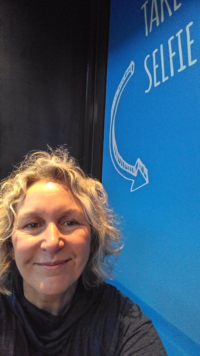 essexgirl46's tweet photo. @TweetBluewater #BluewaterWindow Found it!! Nice post gym visit today in the sunshine to buy a new pencil case in Paperchase! https://t.co/QuOI2jg5zj