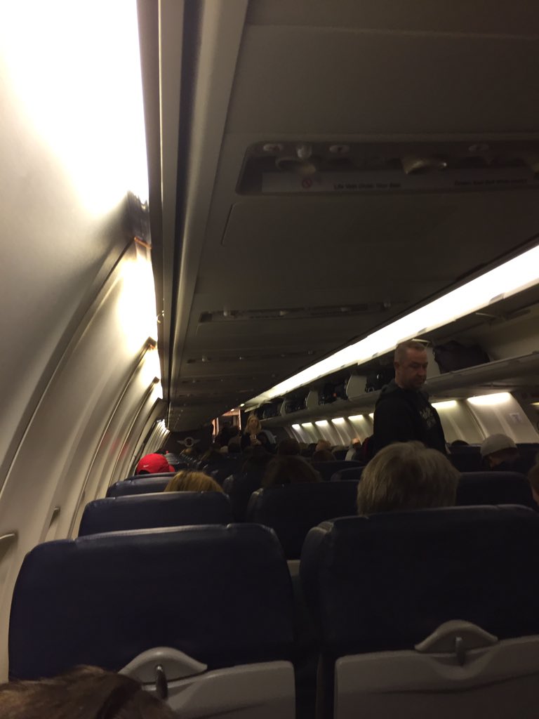 Full flight of #HIMSS17 travelers and #Disneyfans heading to Orlando!   Let's have some fun!