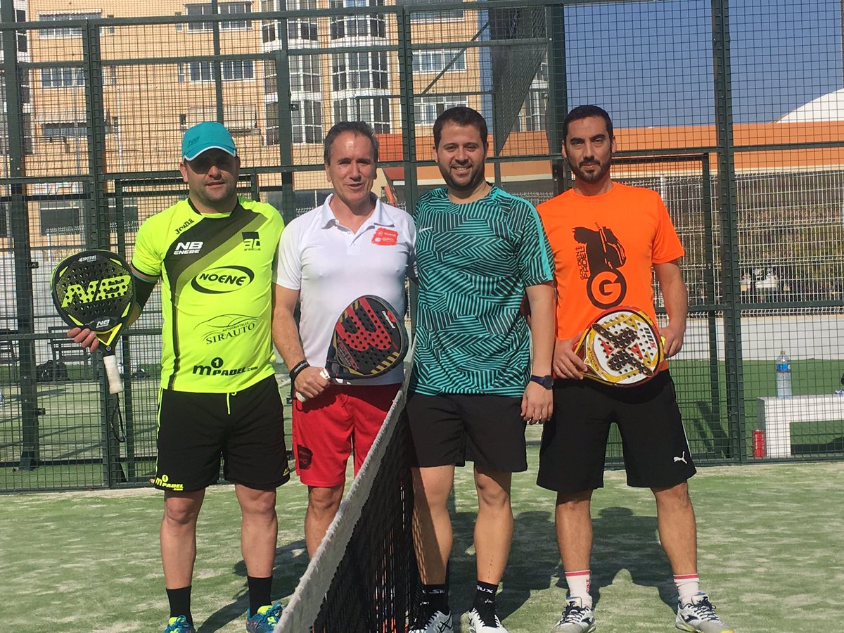 Torneo de <a href="/Areaclub_sg/">Area Club</a>  esta mañana con el apoyo de <a href="/enebepadel/">Enebe Padel</a> <a href="/M1Padel/">M1 Padel</a> <a href="/Camaltec/">Grupo Camaltec</a> <a href="/Herbalife24/">Herbalife24</a> <a href="/SirautoC/">AutocristalesSirauto</a> <a href="/Areaclub_sg/">Area Club</a> <a href="/altet1984/">QUIROALTET</a>
