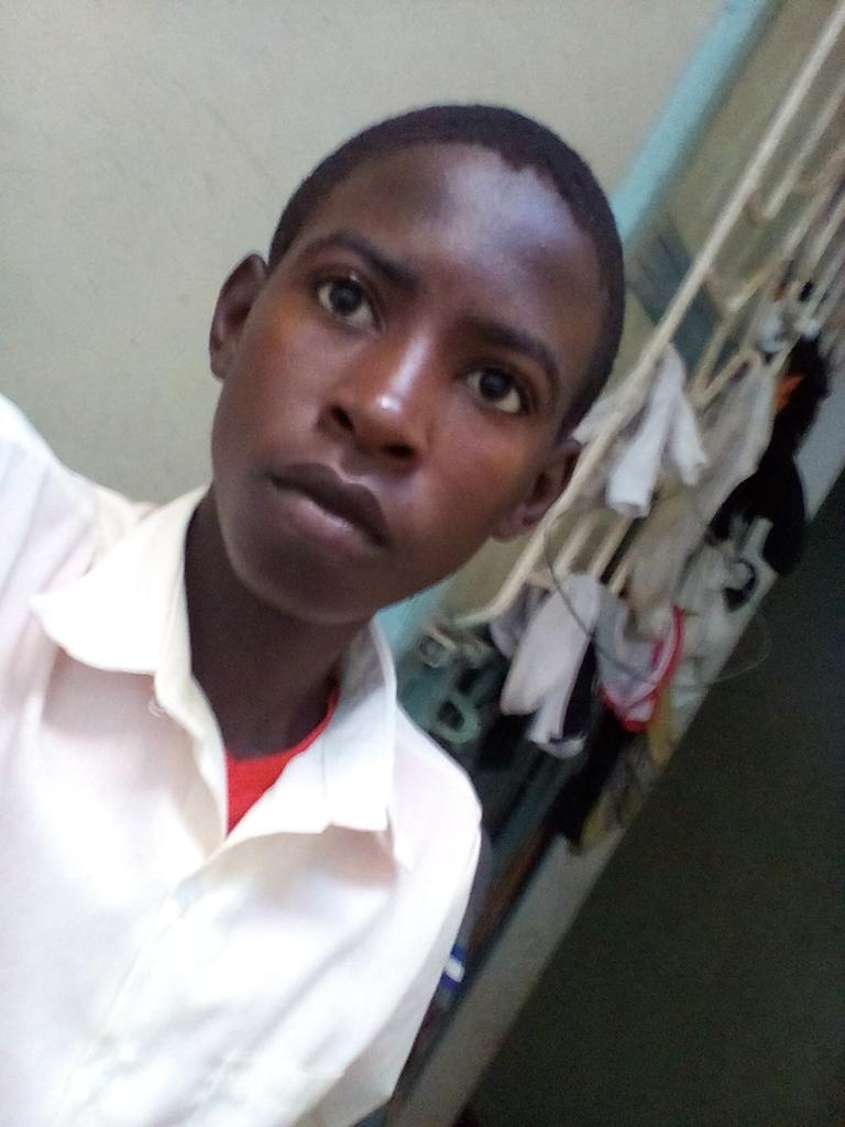 hio ngoma ya lyta iko juu tu sana