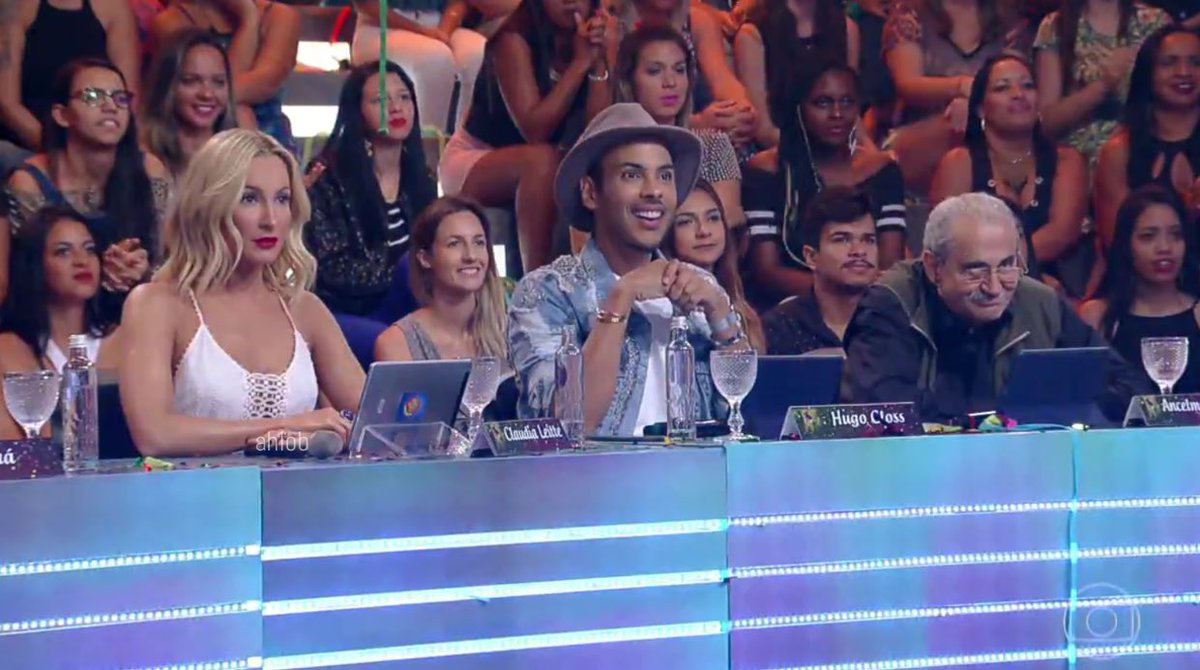 A cara dela vendo a moça sambar 😱😂❤ #ClaudiaLeitteNoCaldeirão