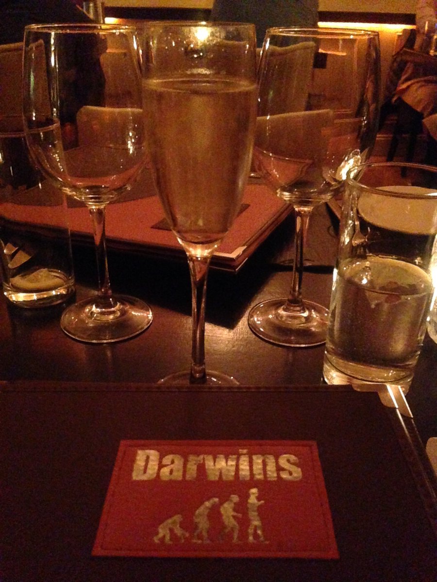 SusanNolanLU's tweet photo. Thanks for dinner #LearnUpon! Starting my planning for the LU Halloween 2017 competition now! https://t.co/K1H0YkMkef