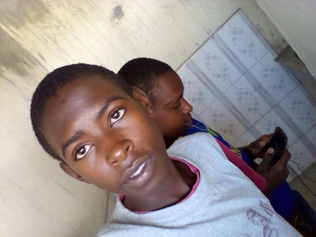 #ntv jamrock..ngoma ya uyo msanii ziko juu .....  #ntv jamrock....