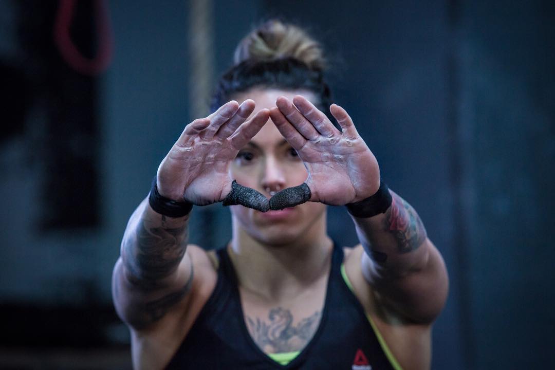 QuadrataClub's tweet photo. Reebok estrena ‘Hands’ como nueva campaña #BeMoreHuman 2.0
➡️ https://t.co/huS2rb9Qqs https://t.co/JgU4HAwxUX