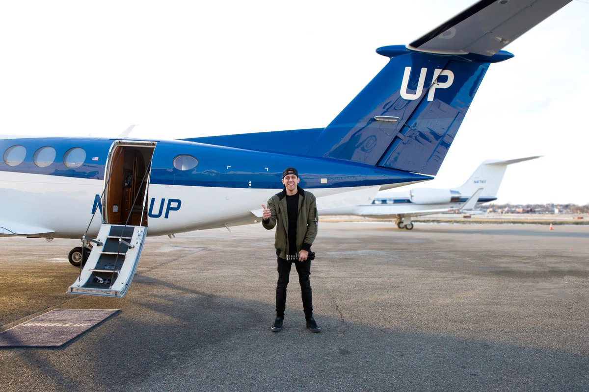 Wheels Up tweet media