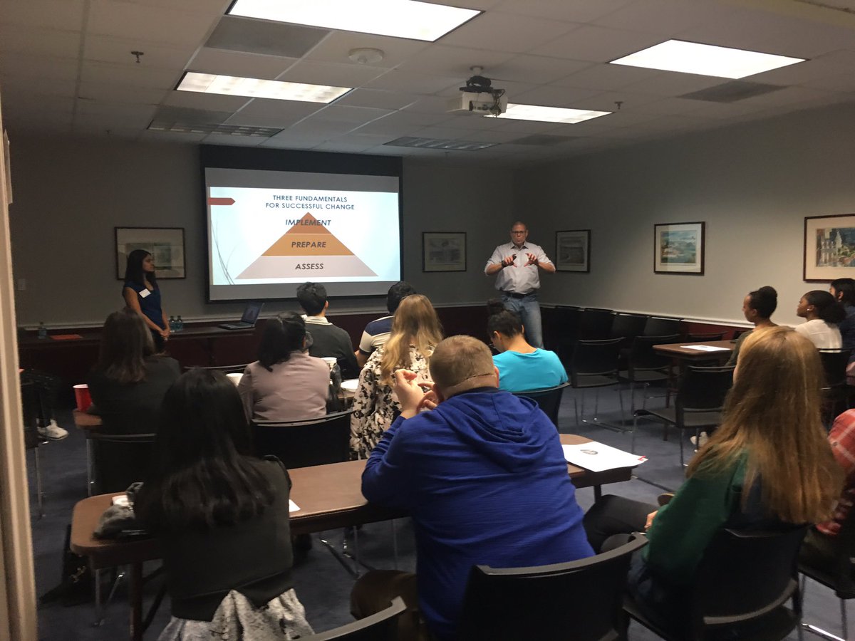 SMUcrain's tweet photo. Learning some great information during our Afternoon Breakout Sessions! #Crain2017 https://t.co/9zFvldR1Kc