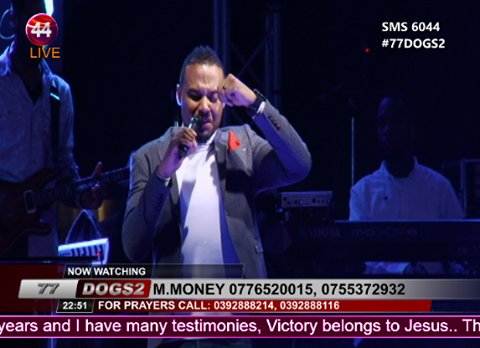 Channel44_TV's tweet photo. LIVE: Worshiper @ToddDulaney breakdown into tears as he ushers into the #VBTJ Performance #77DOGS2. -Where are you watching from? https://t.co/W7b8DzrDn9